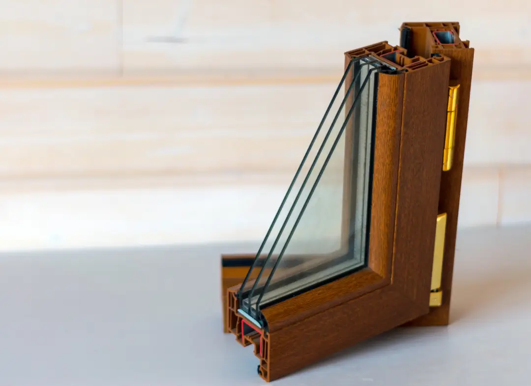 Installation de fenêtre en bois sur mesure Cournonterral